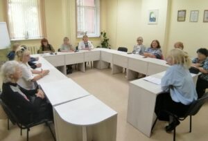 ✔️ В отделении дневного пребывания для граждан пожилого возраста ТЦСОН Заводского района г.Минска 19.06.2025 состоялась встреча посетителей отделения с нотариусом нотариальной конторы №2 Заводского района.