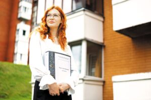 «Завидую их энергии». Специалист по соцработе — об умении получать удовольствие от жизни в серебряном возрасте